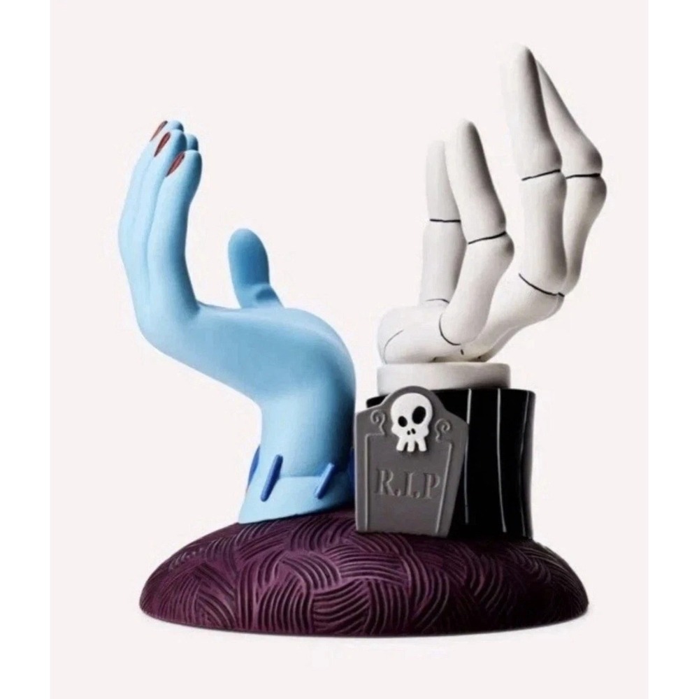 Bath & Body Works Disney Jack Skellington & Sally Hands Pedestal - Brand New